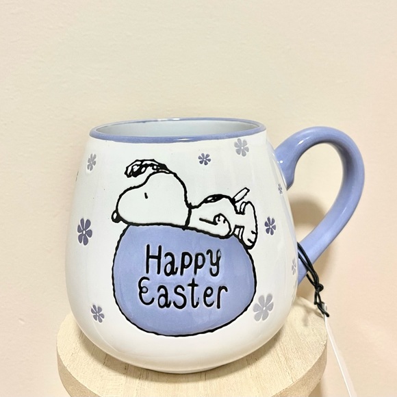 Peanuts : Easter Snoopy with Egg Purple and White Mug | NWT - Picture 2 of 5